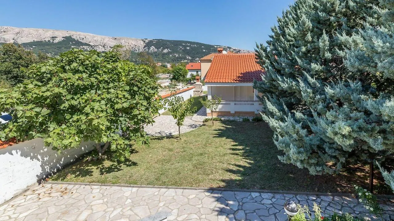 Grosse Terrasse 200 Meter Zum Strand Baska