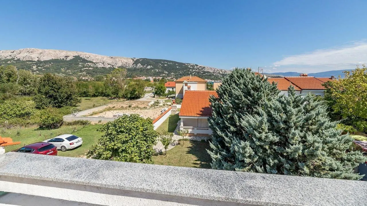 Grosse Terrasse 200 Meter Zum Strand Baska  0*, Baska (Krk)
